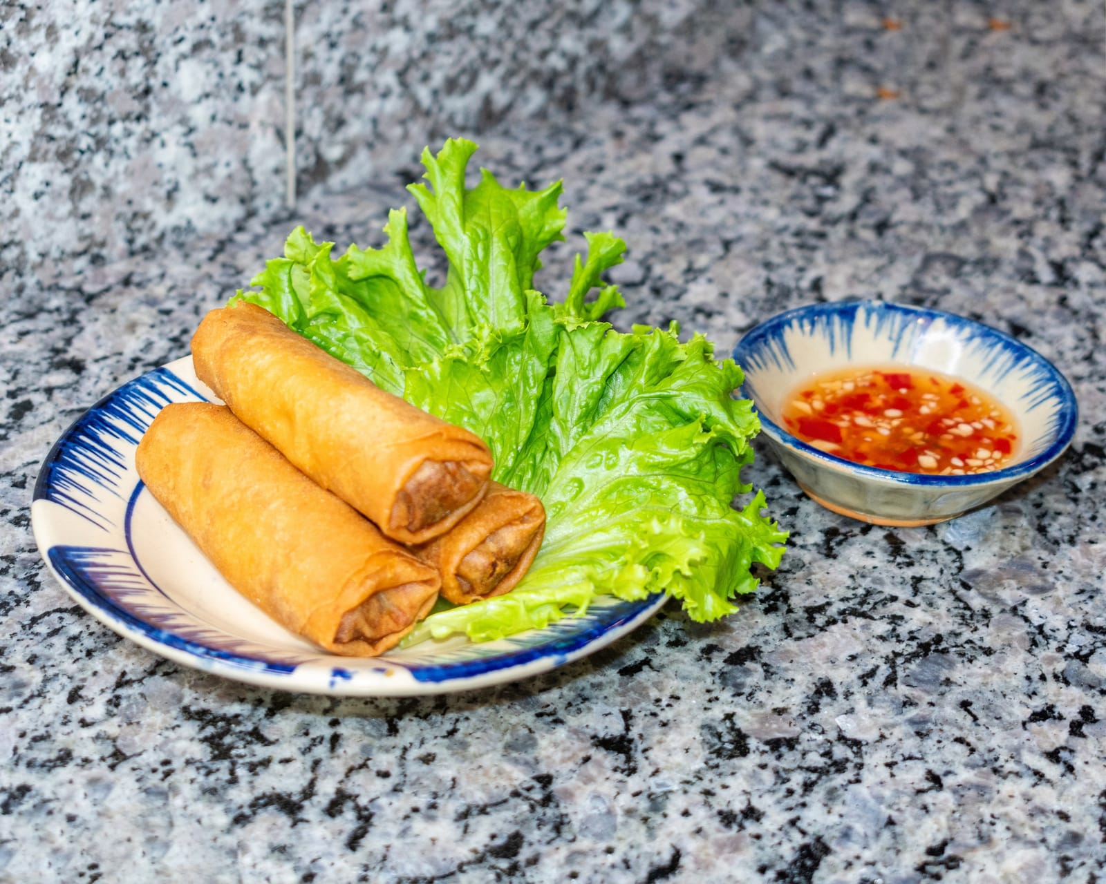 Crispy Vietnamese fried spring rolls
