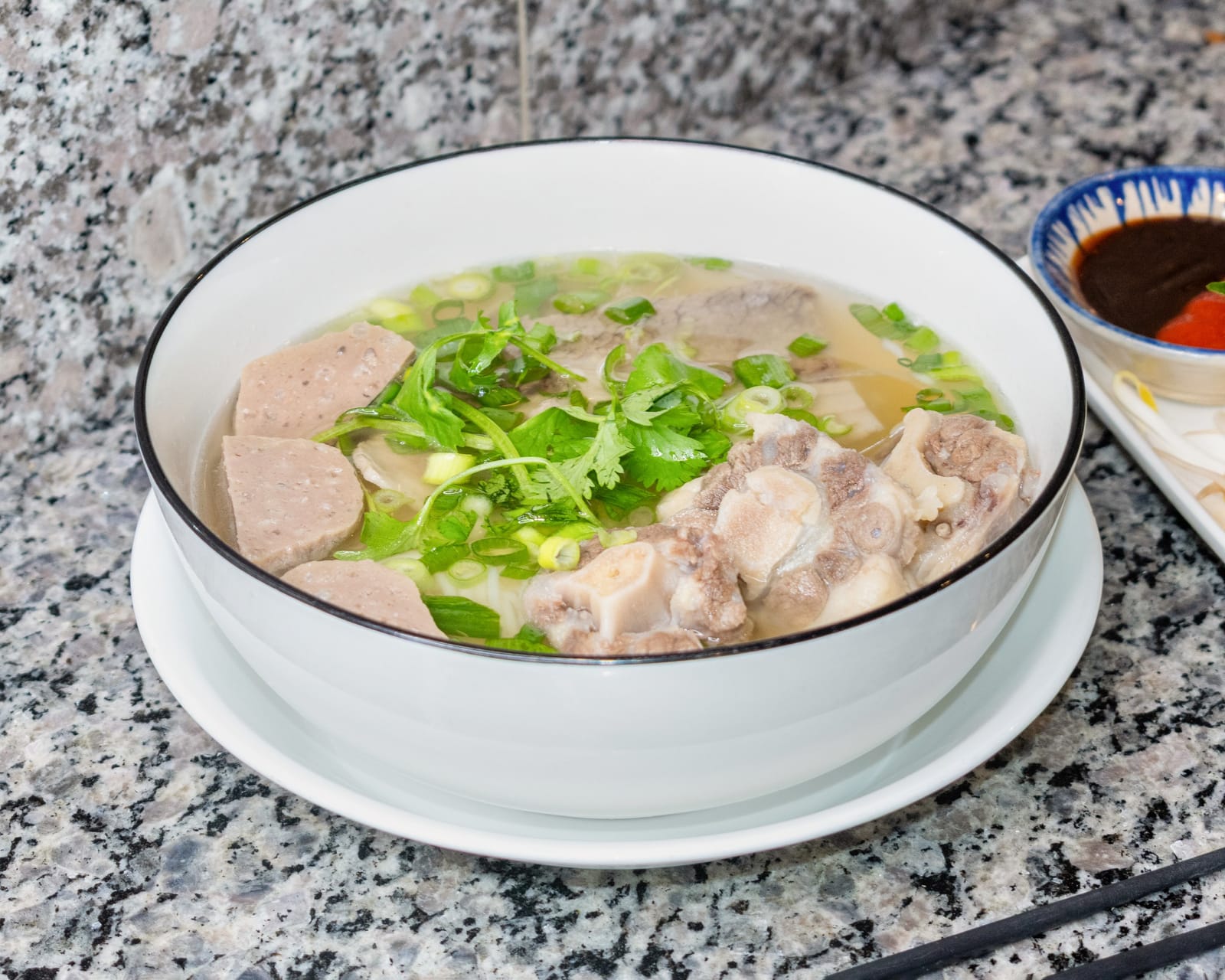 Oxtail phở